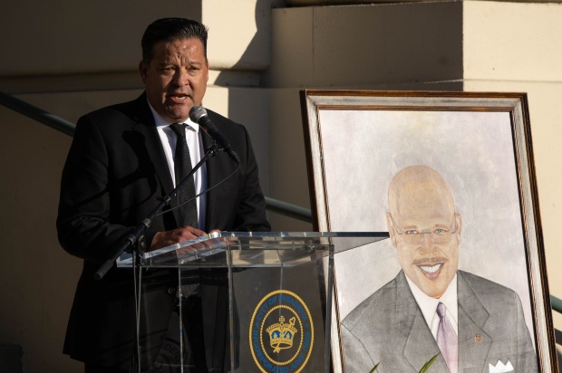 Pasadena rend hommage au défunt conseiller municipal John J. Kennedy – Pasadena Star Information