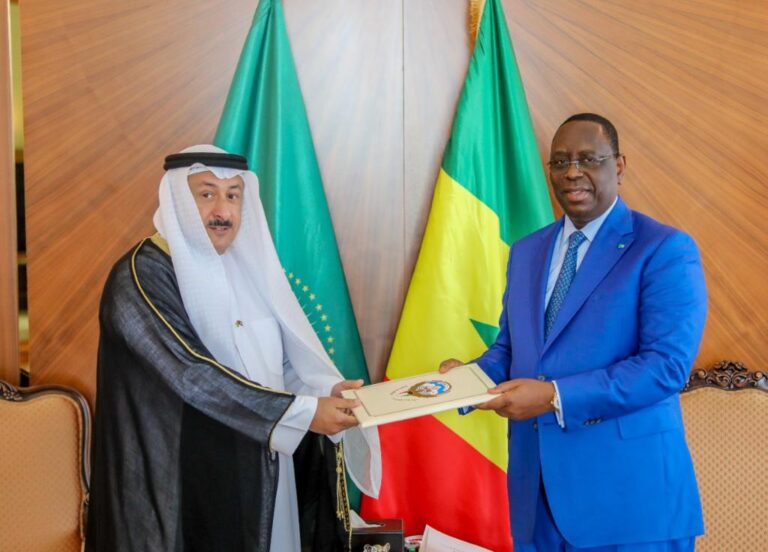 KUNA : L’ambassadeur du Koweït au Sénégal présente ses lettres de créance au président Sall – Politique