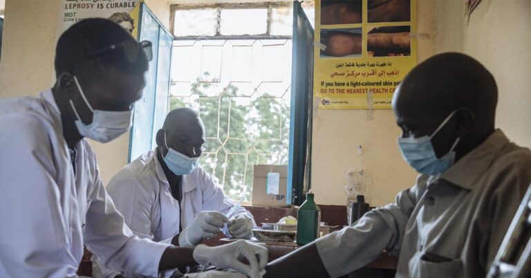 La campagne de vaccination contre le COVID-19 cible les communautés mobiles le lengthy de la frontière entre la Gambie et le Sénégal : plus de 1 500 personnes vaccinées