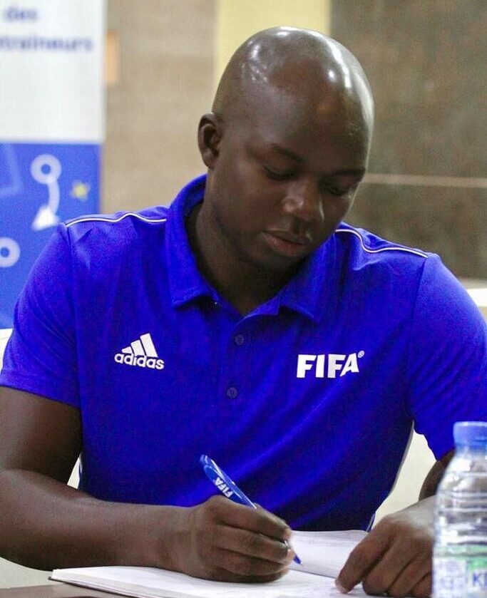 Le coach Mamadou Dieng quitte PSG académie pour Keur Madior FC