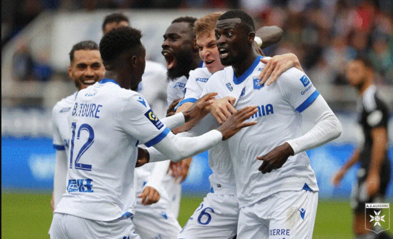 Mbaye Niang marque son premier however avec Auxerre