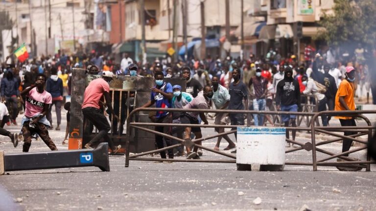 « Les gens vont se radicaliser » : le Sénégal et les limites de la contestation